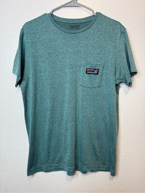 Patagonia Men’s Hybrid Responsibility-Tee Beryl Green Wave Logo On Pocket Size L